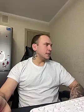  XxX-XxX online show from 02-08-25, 12:49