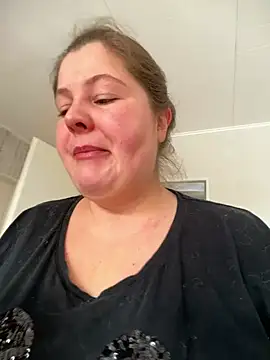 Lars-Lola online show from 02-21-26, 11:45