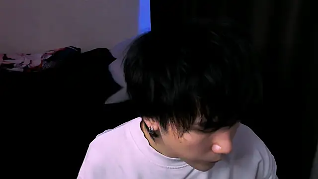 rennnuts online show from 12-20-25, 03:37