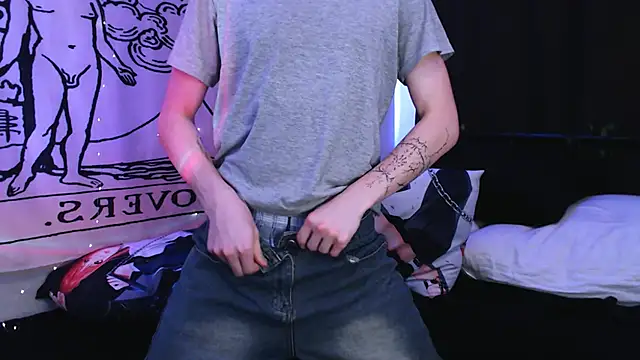 rennnuts online show from 02-26-25, 01:11