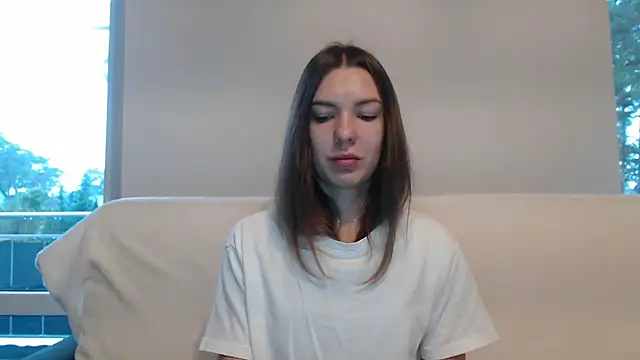 aurora lust online show from 10-08-25, 05:42