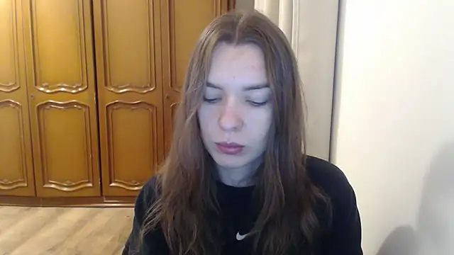 aurora lust online show from 12-18-25, 06:29