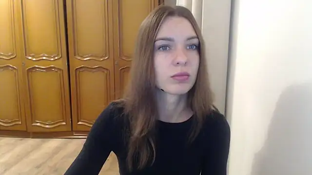 aurora lust online show from 10-30-25, 06:34