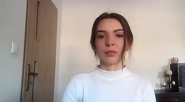 aurora lust online show from 03-18-25, 07:44