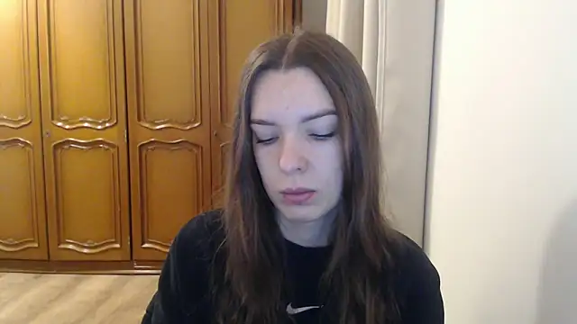 aurora lust online show from 12-16-25, 06:28