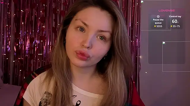 Snapshot of Lora_Rosee chatting on 04-30-26, 02:24 Lora Rosee online show from 04-30-26, 02:24