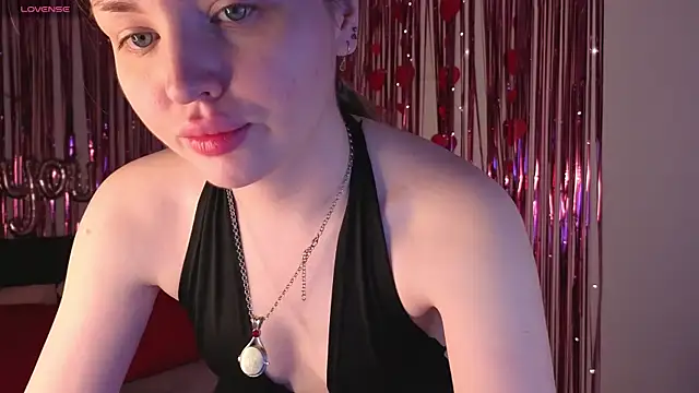 Lora Rosee online show from 07-15-26, 02:24