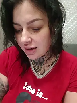 CannabisQueenn online show from 11-30-25, 07:36