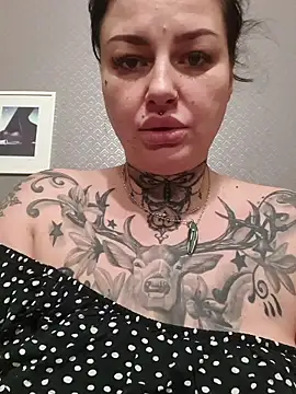 CannabisQueenn online show from 12-01-25, 03:24