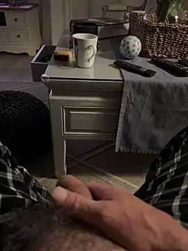 Avignon1963 online show from 04-14-26, 04:39