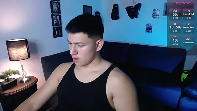 JamesCr  online show from 04-04-26, 11:33