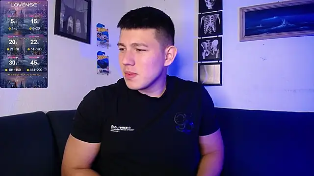 JamesCr  online show from 12-21-25, 12:13