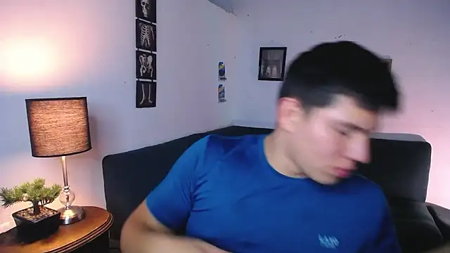 JamesCr  online show from 02-04-26, 02:28