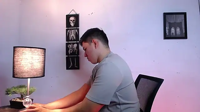 JamesCr  online show from 11-10-25, 12:15