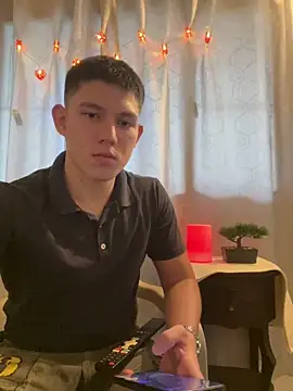 JamesCr  online show from 02-11-25, 11:42