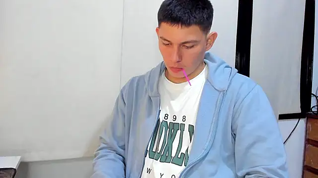 JamesCr  online show from 02-12-25, 07:55