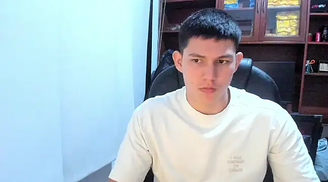 JamesCr  online show from 02-22-25, 09:48