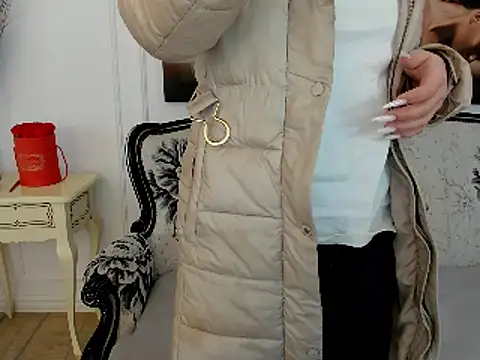 NicoleKatee online show from 02-20-25, 06:06