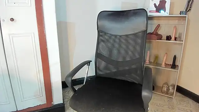 Violetta 0 online show from 11-10-25, 01:16