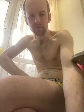 LynnAhNight online show from 03-22-26, 05:32