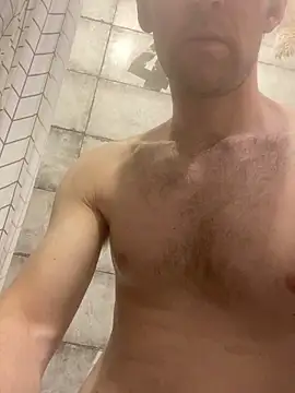 LynnAhNight online show from 10-28-25, 09:47