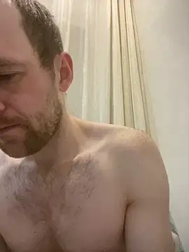 LynnAhNight online show from 03-02-26, 03:07