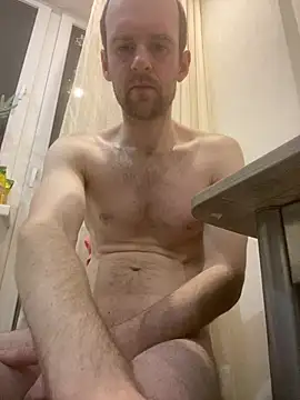 LynnAhNight online show from 03-03-26, 03:24