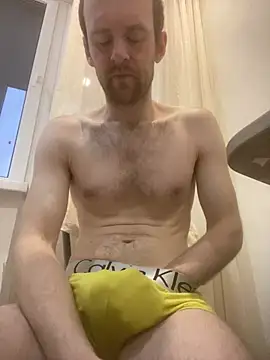 LynnAhNight online show from 03-27-26, 03:15