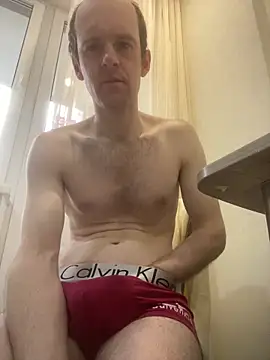 LynnAhNight online show from 04-10-26, 03:57