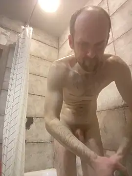 LynnAhNight online show from 03-10-26, 03:43