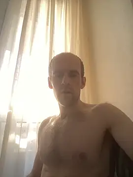 LynnAhNight online show from 09-27-25, 04:51