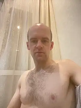 LynnAhNight online show from 11-04-25, 03:10