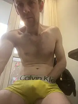 LynnAhNight online show from 04-02-26, 03:46