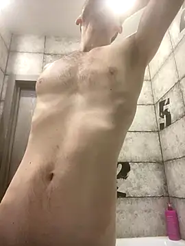 LynnAhNight online show from 11-03-25, 03:34