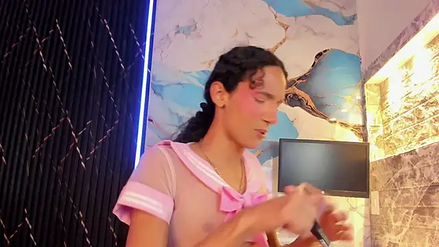 cassidy blossom online show from 11-07-25, 07:51