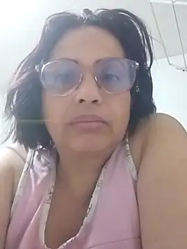 GochitaWild online show from 12-15-25, 04:35