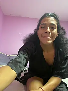 alexiaross96 online show from 06-19-26, 05:52