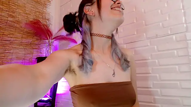 Luna 7 777 online show from 11-11-25, 05:13