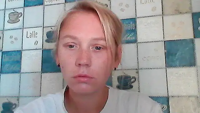 Snapshot of Anna_wey chatting on 09-11-25, 01:33 Anna wey online show from 09-11-25, 01:33