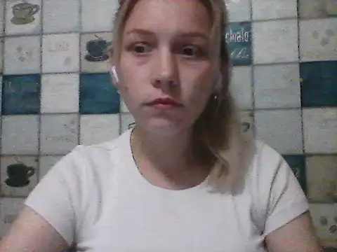 Snapshot of Anna_wey chatting on 07-18-26, 07:22 Anna wey online show from 07-18-26, 07:22