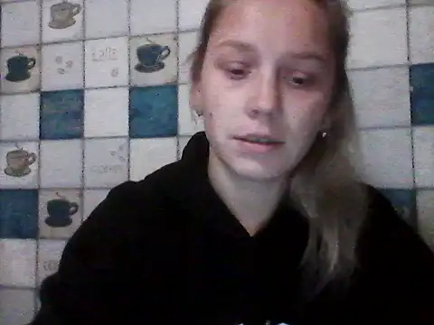 Snapshot of Anna_wey chatting on 10-14-25, 06:52 Anna wey online show from 10-14-25, 06:52
