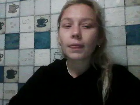 Snapshot of Anna_wey chatting on 10-18-25, 06:21 Anna wey online show from 10-18-25, 06:21