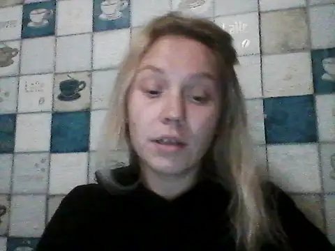 Snapshot of Anna_wey chatting on 10-16-25, 07:00 Anna wey online show from 10-16-25, 07:00