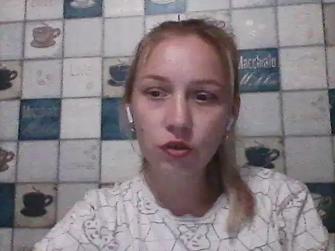 Snapshot of Anna_wey chatting on 07-15-26, 07:21 Anna wey online show from 07-15-26, 07:21