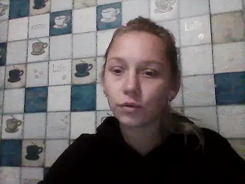 Snapshot of Anna_wey chatting on 10-19-25, 06:43 Anna wey online show from 10-19-25, 06:43