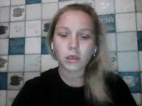 Snapshot of Anna_wey chatting on 06-25-26, 07:08 Anna wey online show from 06-25-26, 07:08