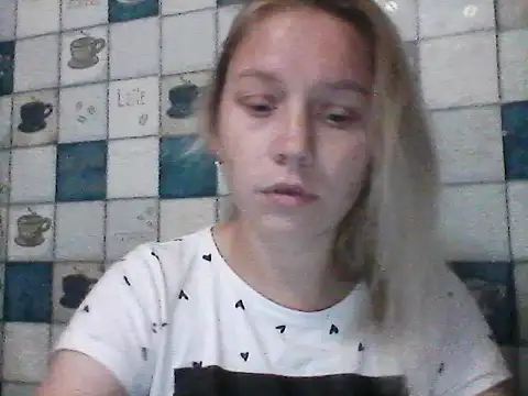 Snapshot of Anna_wey chatting on 10-11-25, 06:20 Anna wey online show from 10-11-25, 06:20
