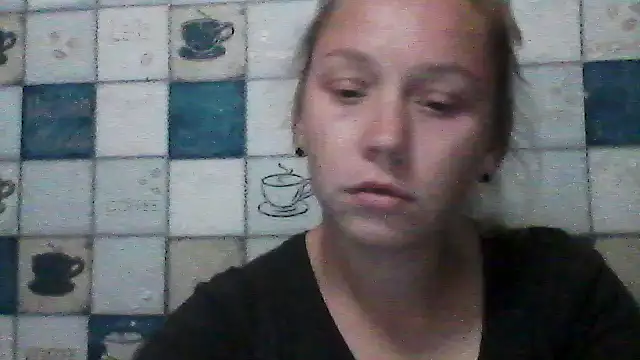 Snapshot of Anna_wey chatting on 09-16-25, 07:04 Anna wey online show from 09-16-25, 07:04
