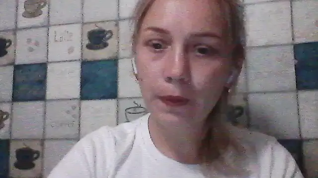 Snapshot of Anna_wey chatting on 07-10-26, 07:14 Anna wey online show from 07-10-26, 07:14