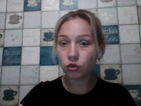 Snapshot of Anna_wey chatting on 07-14-26, 06:58 Anna wey online show from 07-14-26, 06:58